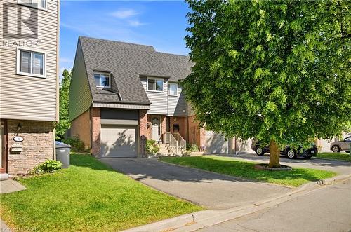 33 TARA PARK Crescent  Brampton, ON L6V 3E3