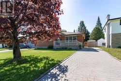 582 Westmount Avenue Sudbury, ON P3A 1B4