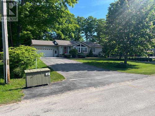 14 FREDERICK STREET  South Bruce Peninsula, ON N0H 2G0