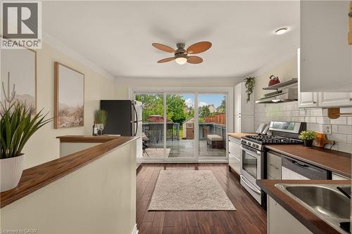 153 Ferrie Street E, Hamilton, ON - Indoor Photo Showing Kitchen