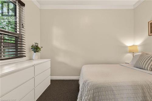 153 Ferrie Street E, Hamilton, ON - Indoor Photo Showing Bedroom