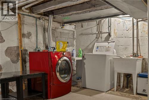 153 Ferrie Street E, Hamilton, ON - Indoor Photo Showing Laundry Room