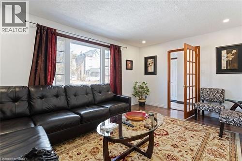 25 PALACE Street Unit# B 1 , Brantford, Ontario N3T 3W5 4