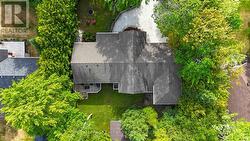 Beautifully treed lot - 