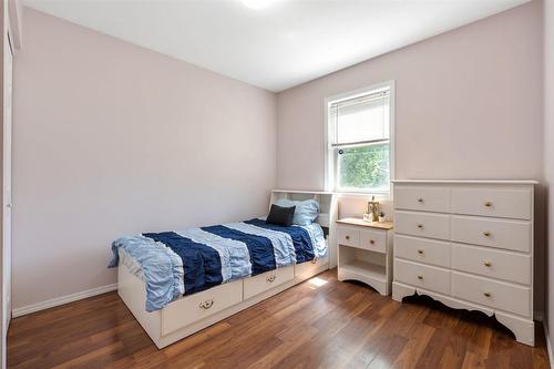 390 Alexander Avenue, Winnipeg, MB 