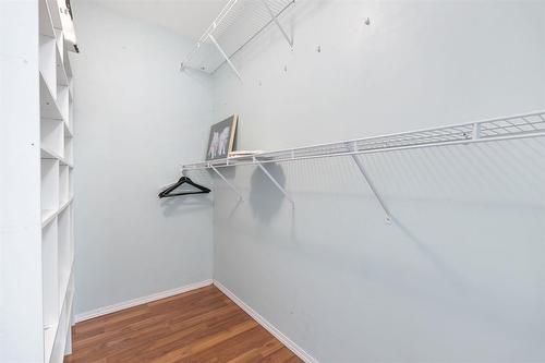 390 Alexander Avenue, Winnipeg, MB 