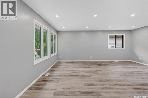 42 Hunt Crescent, Regina, SK 