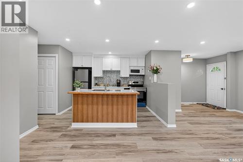 42 Hunt Crescent, Regina, SK 