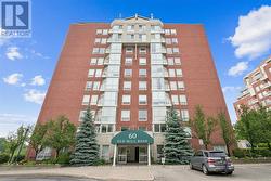 602 - 60 OLD MILL ROAD Oakville, ON L6J 7V9
