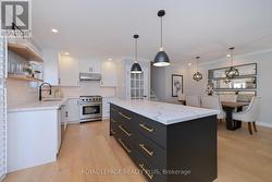 2668 LUNDENE ROAD  Mississauga, ON L5J 3Z1