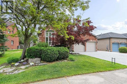 63 CRAIG CRESCENT  Halton Hills, ON L7G 5L4