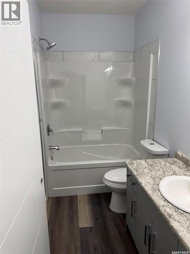 715 Bentley Manor, Saskatoon, SK 