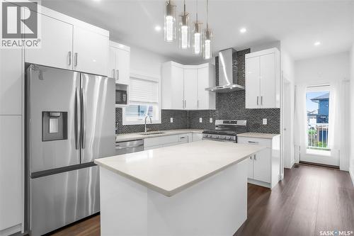 715 Bentley Manor, Saskatoon, SK 