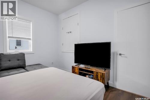715 Bentley Manor, Saskatoon, SK 