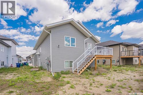 715 Bentley Manor, Saskatoon, SK 