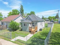935 7th Street Brandon, MB R7A 3V1