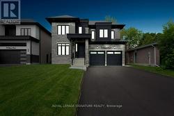 92 HOWARD ROAD  Newmarket, ON L3Y 3G7