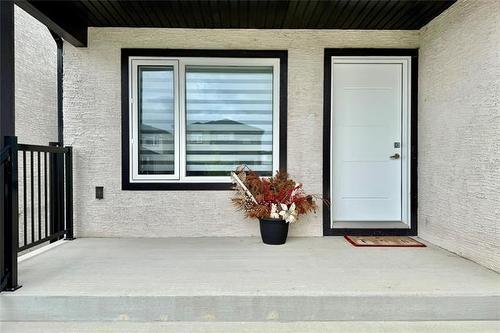 134 Berry Hill Rd, Winnipeg, MB 