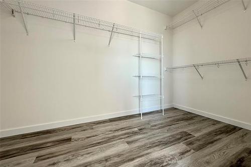 134 Berry Hill Rd, Winnipeg, MB 
