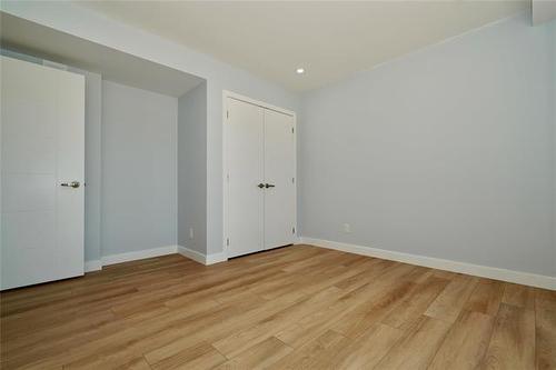 134 Berry Hill Rd, Winnipeg, MB 