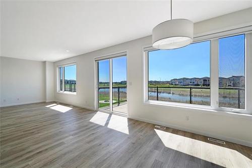 134 Berry Hill Rd, Winnipeg, MB 