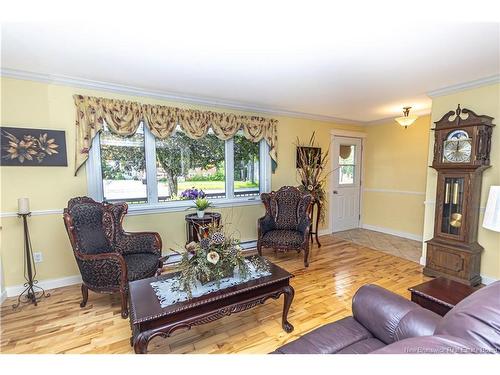 5 Grant St, Fredericton, NB 