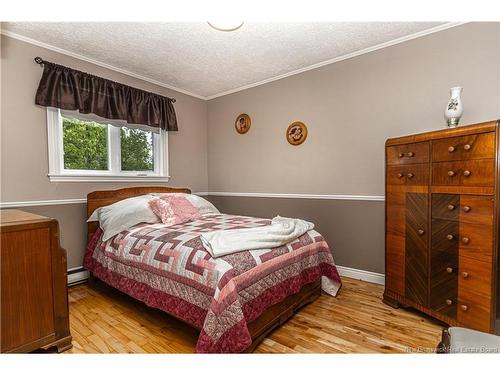 5 Grant St, Fredericton, NB 