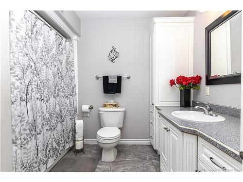 5 Grant St, Fredericton, NB 