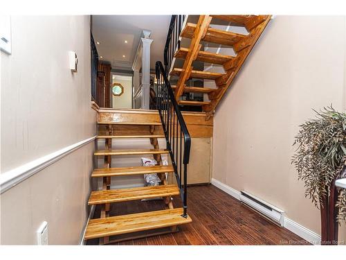 5 Grant St, Fredericton, NB 
