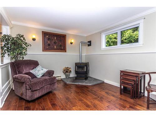 5 Grant St, Fredericton, NB 