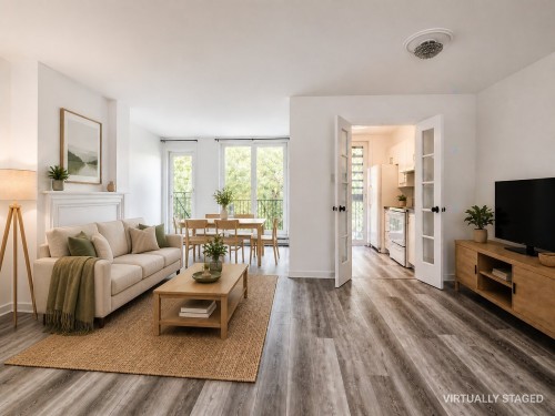 Salon - 638 Rue De La Métairie, Montréal (Verdun/Île-Des-Soeurs), QC 
