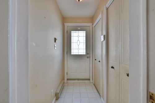 Mud Room - 462 Rue De Vérone, Terrebonne (Terrebonne), QC 