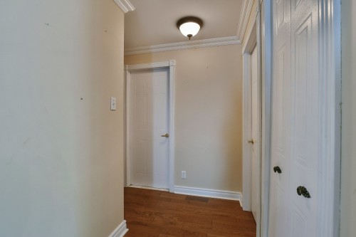 Mud Room - 462 Rue De Vérone, Terrebonne (Terrebonne), QC 