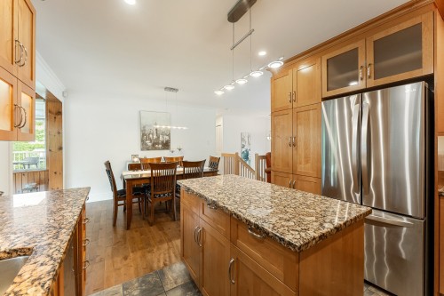 Kitchen - 790 Rue Degré, Magog, QC - Indoor Photo Showing Kitchen With Upgraded Kitchen