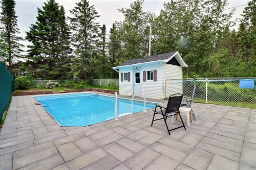 Pool - 191 Rue Perron, Saint-David-De-Falardeau, QC 