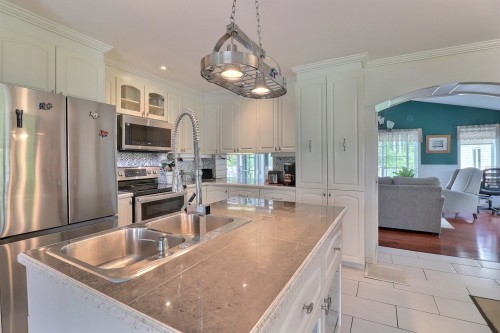 Kitchen - 191 Rue Perron, Saint-David-De-Falardeau, QC 