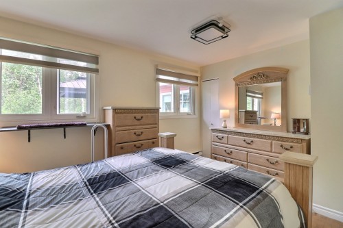 Bedroom - 191 Rue Perron, Saint-David-De-Falardeau, QC 