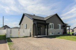 2460 Rg St-Paul Saguenay (Chicoutimi), QC G7K 1E7