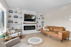 Salon - 
