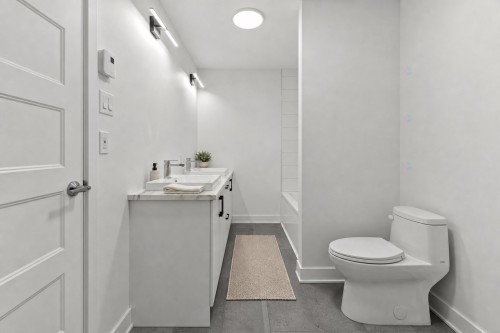 Salle de bains - 3-855 Rue Sherbrooke, Montréal (Lachine), QC 