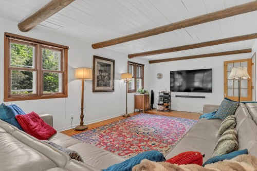 Salle familiale - 1965 Rue Du Roussillon, Sainte-Adèle, QC 