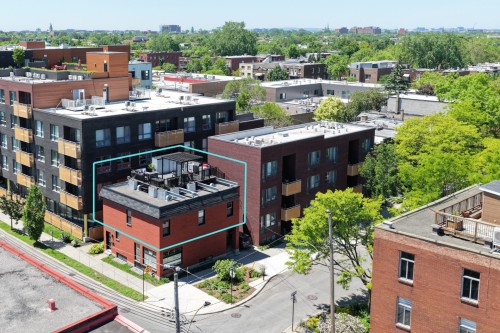 2391 Rue des Carrières  Montréal (Rosemont/La Petite-Patrie), QC H2G 1X6