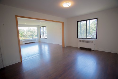 Living Room - 2368 Ch. Fulton, Mont-Royal, QC 