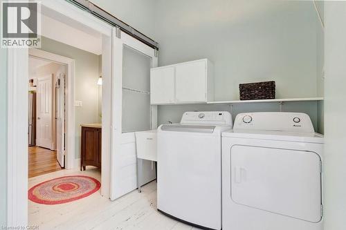 142 Glenmorris Street, Cambridge, ON - Indoor Photo Showing Laundry Room