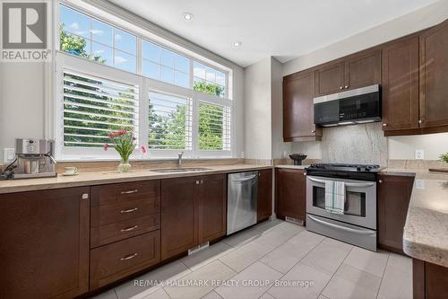 320 Iona Street, Ottawa, ON 