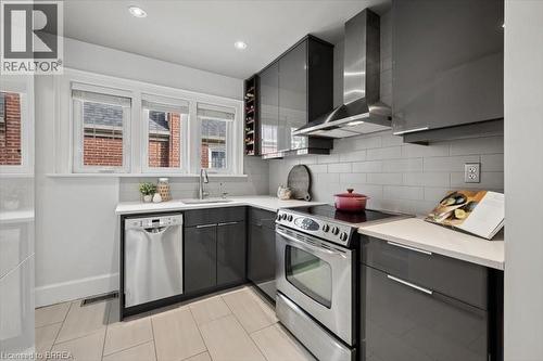 256 Bowman Street, Waterloo, ON 