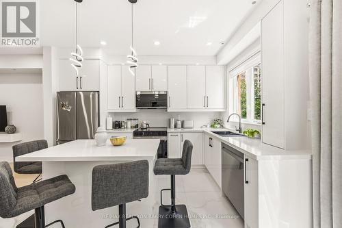 21 - 21 Galleria Parkway, Markham, ON 