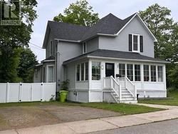 239 Pim ST Sault Ste Marie, ON P6B 2T1