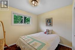 3rd Mainfloor Bedroom - 