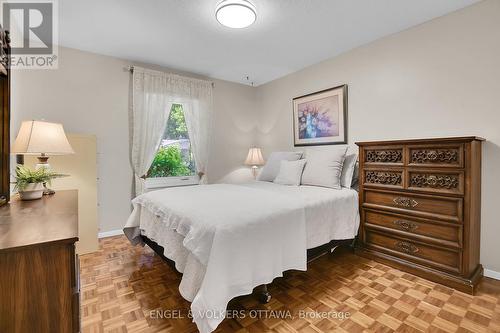 2123 Blue Jay Crescent, Ottawa, ON 